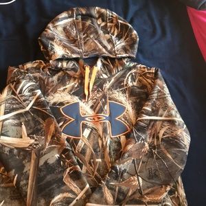 Camo Under Armour  Hoodie. Adult Medium